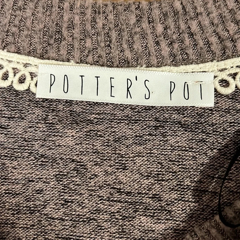 Sweaters - Picture 2 of 2